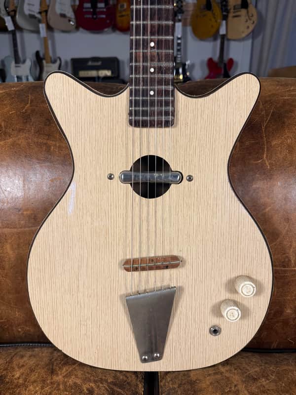 1965 Danelectro Convertible Single Pickup - Blonde