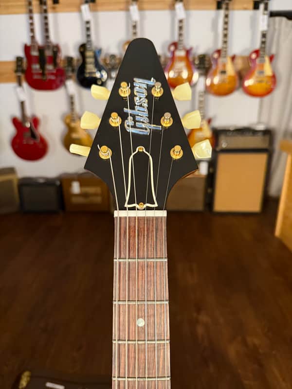 2021 Gibson Custom Shop '58 Mahogany Flying V Reissue - VOS Natural Walnut