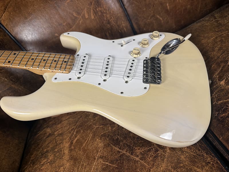 1956 Fender Stratocaster - Blonde/Ash Refin - OHSC