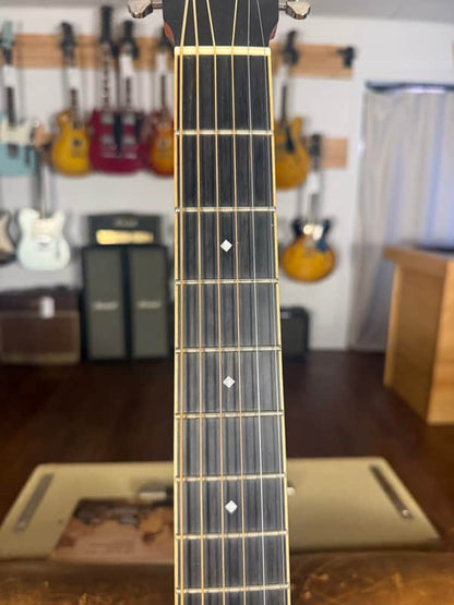 2015 Larrivee Legacy Series 000-40  - Natural
