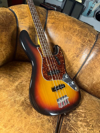 2005 Fender American Vintage ‘62 Reissue Jazz Bass - Sunburst