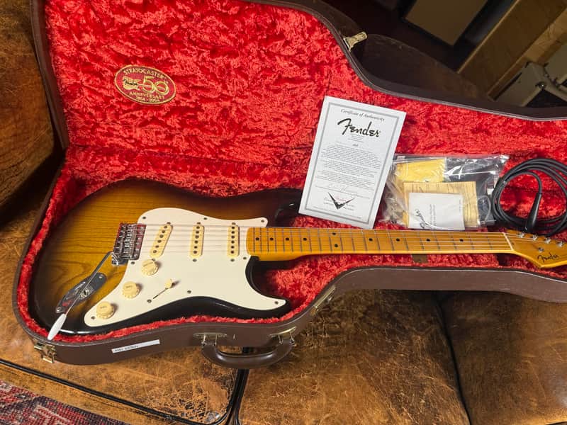 2005 Fender 50th Anniversary 1954 Stratocaster Masterbuilt Chris Fleming - Sunburst