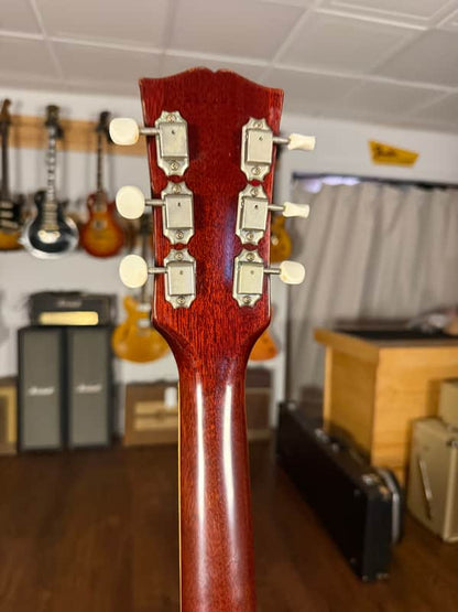 1969 Gibson Hummingbird - Cherry Sunburst