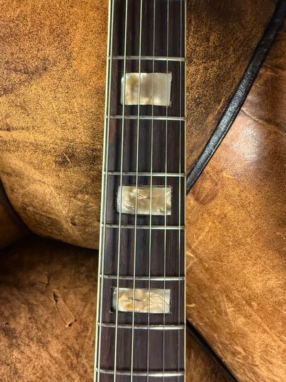 1960 Guild M-75 Aristocrat - Sunburst