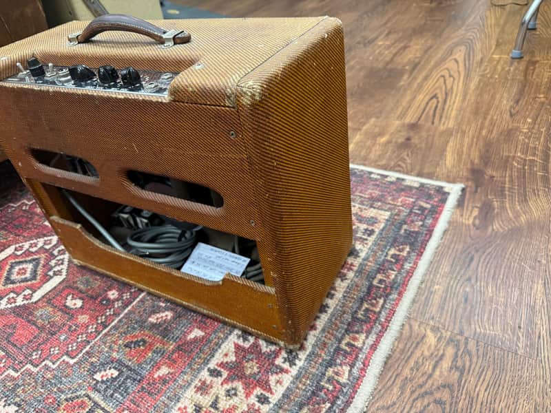1961 Fender Deluxe 5E3 Narrow Panel 15-Watt 1x12" Guitar Combo - Tweed