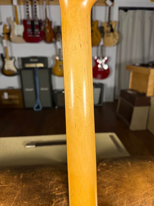 Ronin Type-S - Aged Goldburst - Redwood Body