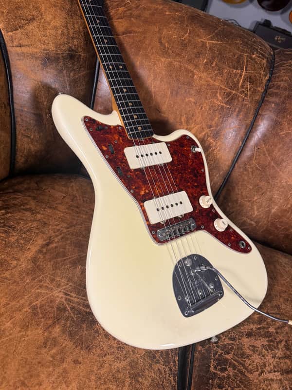 1963 Fender Jazzmaster - Olympic White