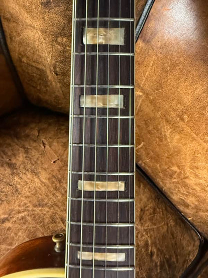 1960 Guild M-75 Aristocrat - Sunburst