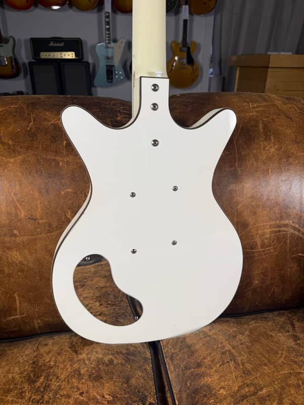 1960's Danelectro 6026 DC-2 Deluxe Double Pickup Shorthorn - White