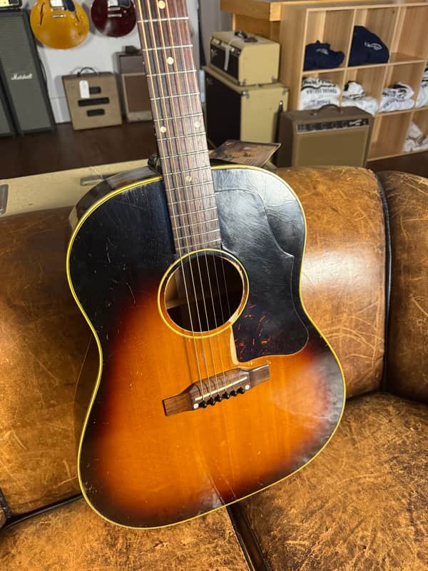 1957 Gibson J-45 - Sunburst