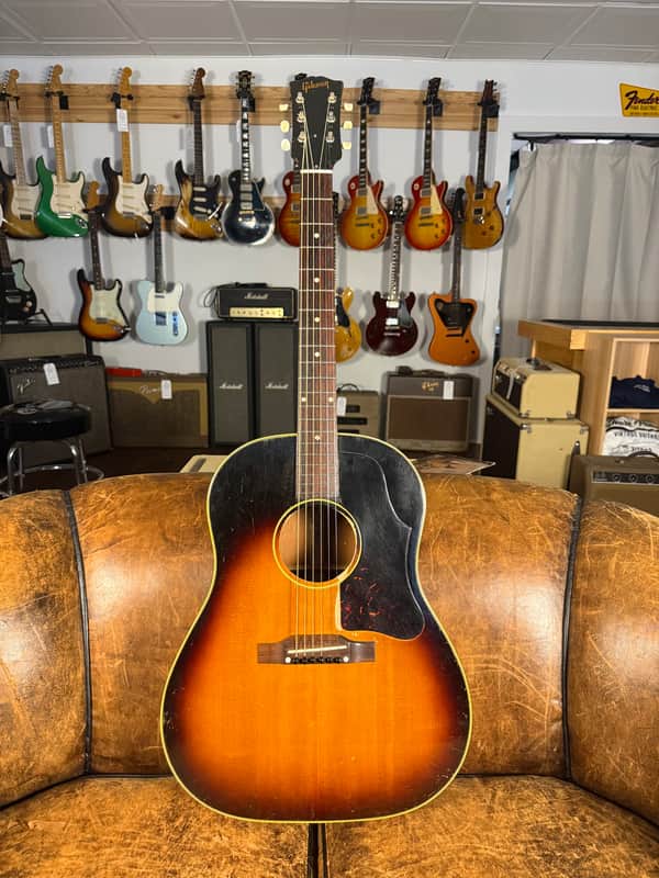 1957 Gibson J-45 - Sunburst