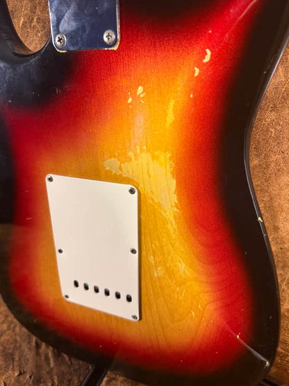 1964 Fender Stratocaster - Sunburst - OHSC