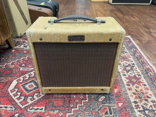 1958 Fender Champ 5F1 Narrow Panel 5-Watt 1x8" Guitar Combo - Tweed