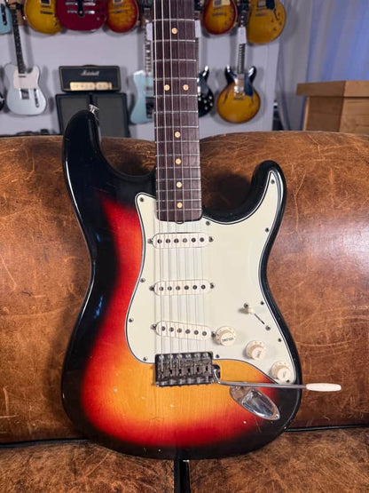 1964 Fender Stratocaster - Sunburst - OHSC