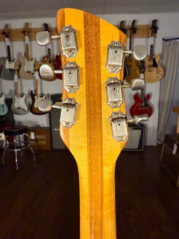 1967 Rickenbacker 365 NS - Mapleglo