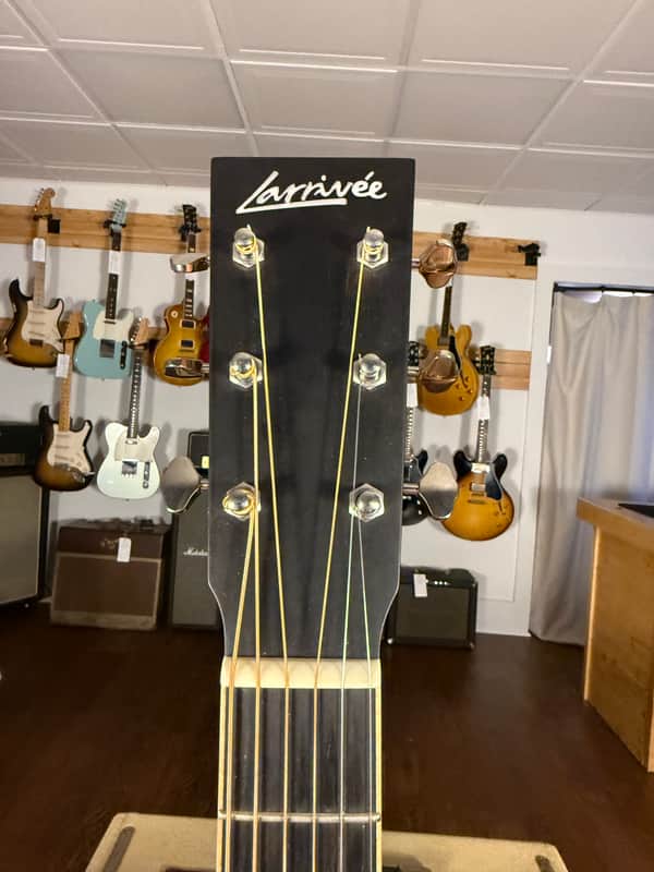 2015 Larrivee Legacy Series 000-40  - Natural