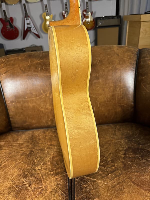 1948 Gibson ES-300 - Natural