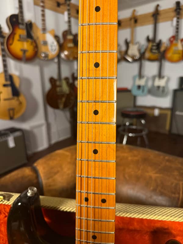 1984 Fender American Vintage '57 Stratocaster - Sunburst - Mint Collector Grade