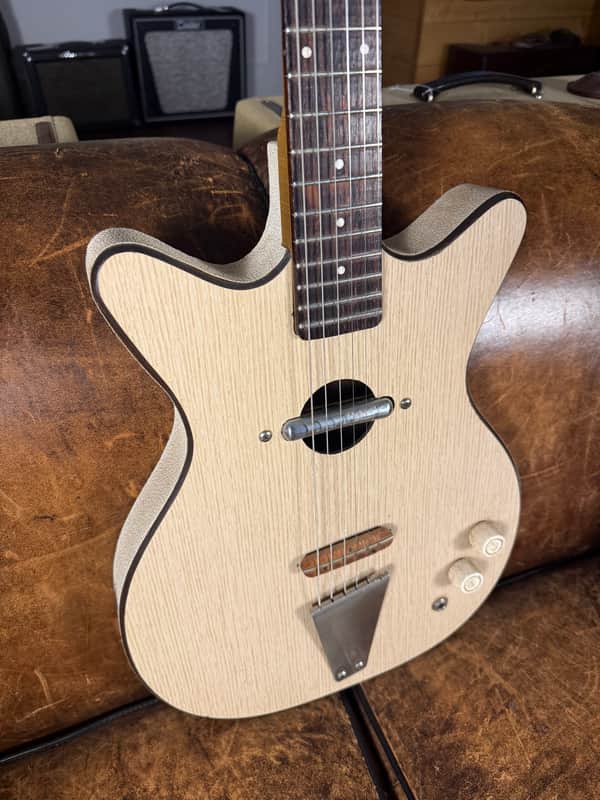 1965 Danelectro Convertible Single Pickup - Blonde