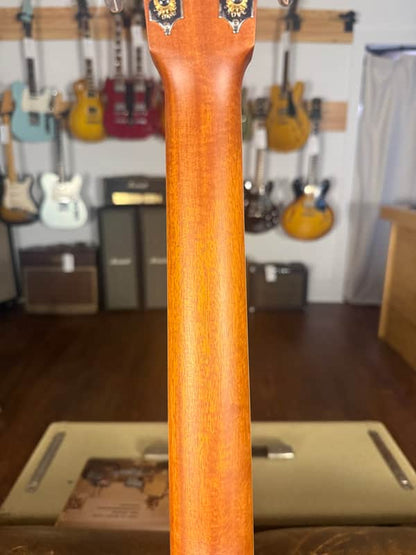2015 Larrivee Legacy Series 000-40  - Natural