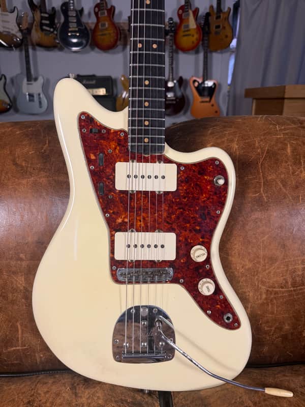 1963 Fender Jazzmaster - Olympic White