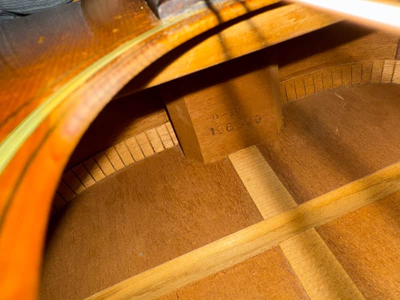 1964 Martin D-18 - Natural