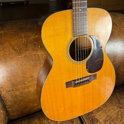 1957 Martin 000-18 - Natural