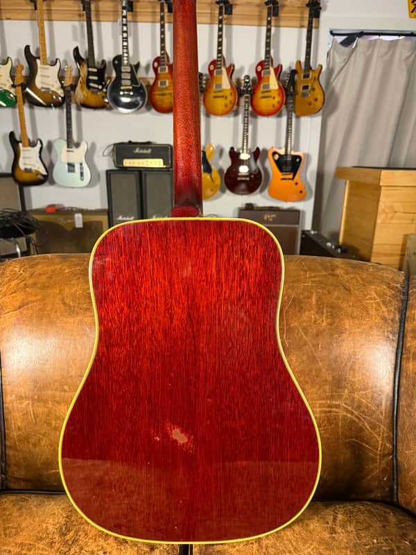 1969 Gibson Hummingbird - Cherry Sunburst