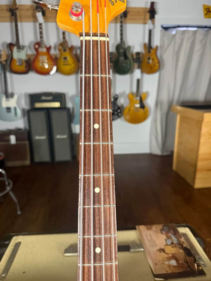 2005 Fender American Vintage ‘62 Reissue Jazz Bass - Sunburst
