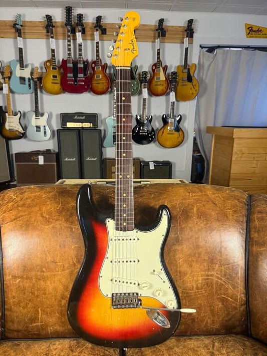 1964 Fender Stratocaster - Sunburst - OHSC