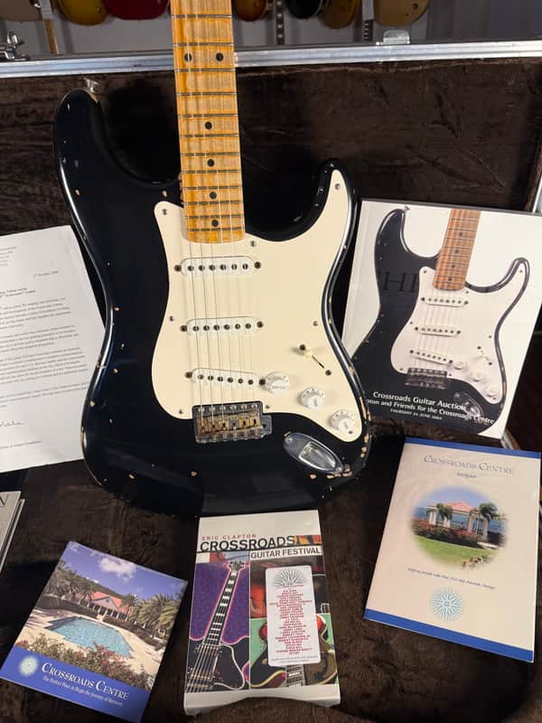 2006 Fender Custom Shop Masterbuilt Eric Clapton Blackie Tribute - Black