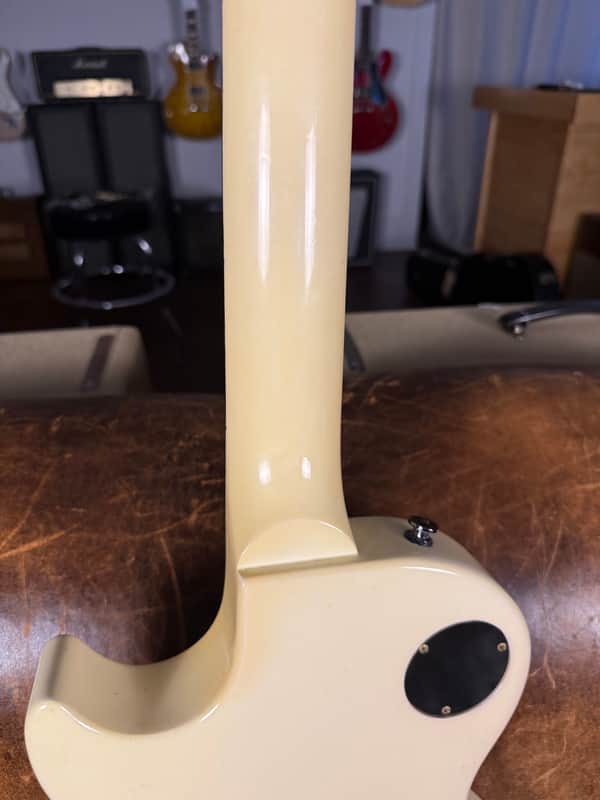 1993 Gibson Les Paul Studio - Alpine White