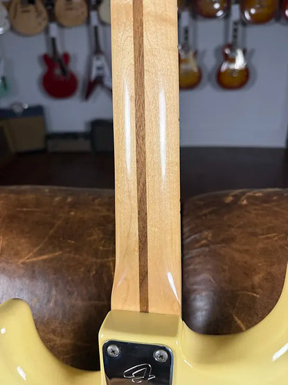 1978 Fender Stratocaster with Rosewood Fretboard - Olympic White