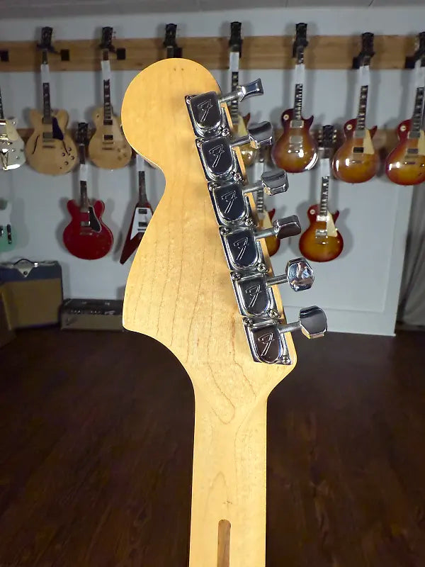 1978 Fender Stratocaster with Rosewood Fretboard - Olympic White