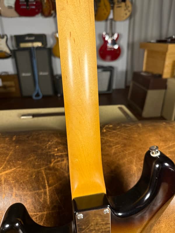 Ronin Type-S - Aged Goldburst - Redwood Body