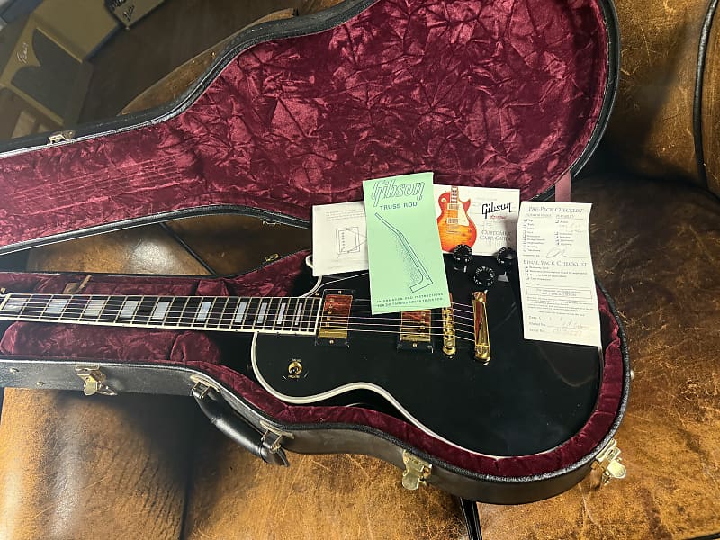 2007 Gibson Custom Shop Les Paul Custom - Black