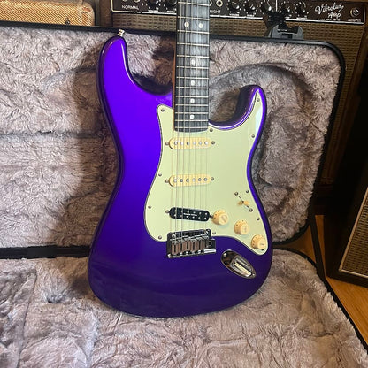 2021 Fender CME Exclusive American Ultra Stratocaster Ebony Fretboard - Plum Metallic