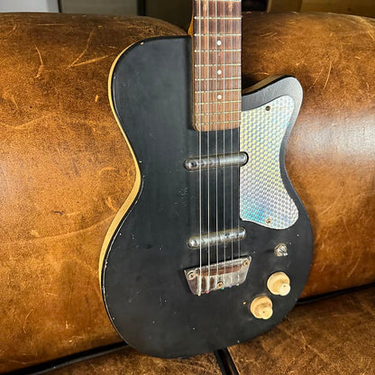 1957 Silvertone Danelectro U-2 - Black