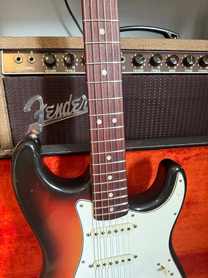 1968 Fender Stratocaster - Three-Tone Sunburst - 100% Original - OHSC