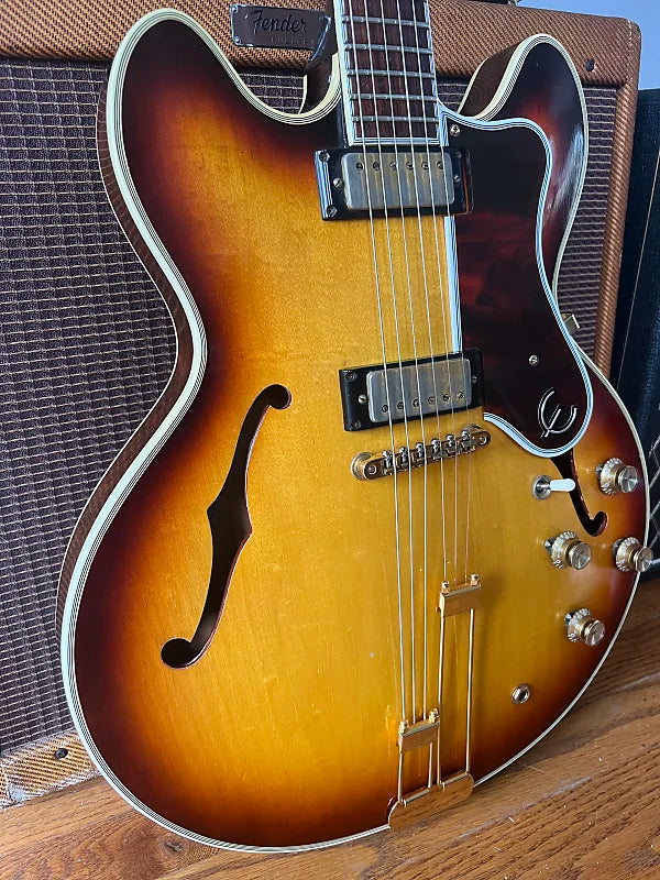 Epiphone Sheraton 1965 - Sunburst