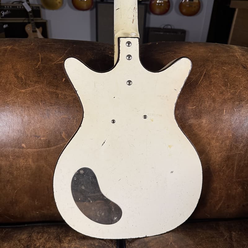 1959 Danelectro 6016 DC-1 Deluxe Single Pickup Shorthorn - White