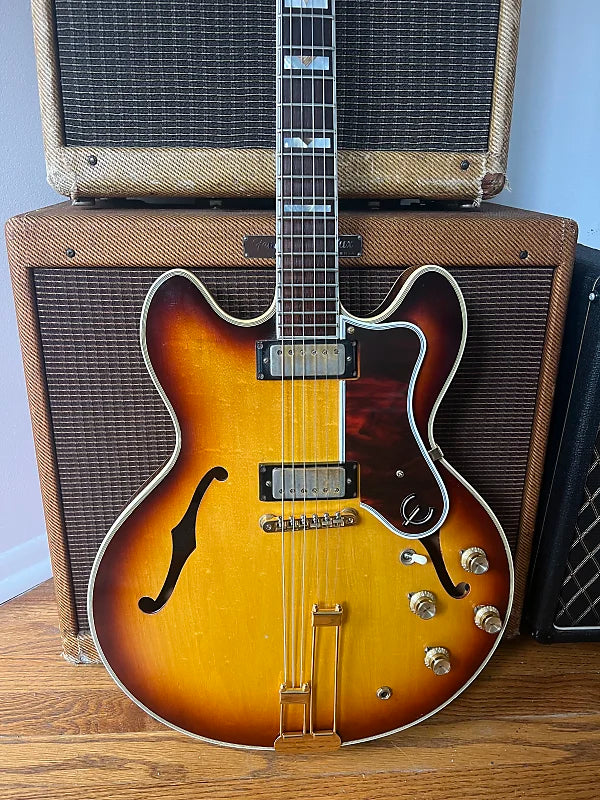 Epiphone Sheraton 1965 - Sunburst