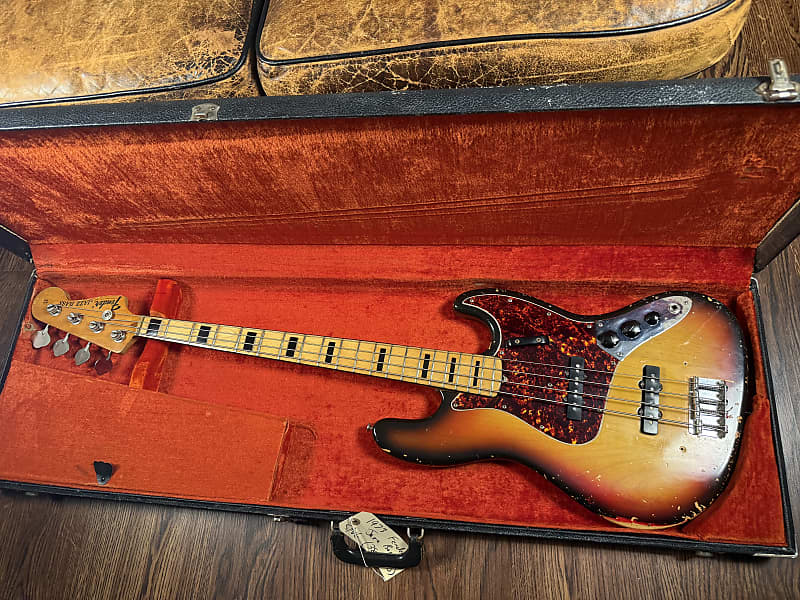 1973 Fender Jazz Bass - Sunburst - OHSC