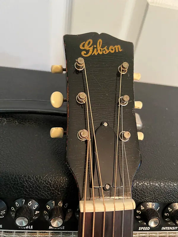 Gibson LG-2 1946 Sunburst