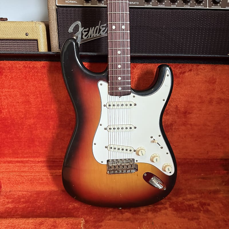 1968 Fender Stratocaster - Three-Tone Sunburst - 100% Original - OHSC