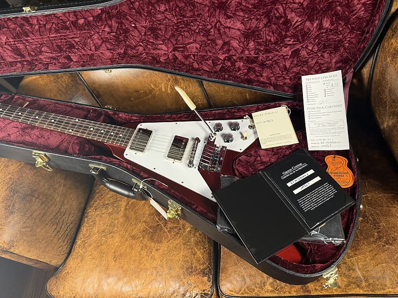 2021 Gibson Custom Shop '67 Mahogany Flying V Reissue with Maestro Vibrola - Sparkling Burgundy
