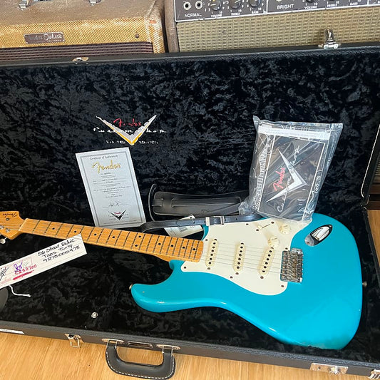 2015 Fender Custom Shop Limited Edition 1956 Stratocaster Relic - Taos Turquoise