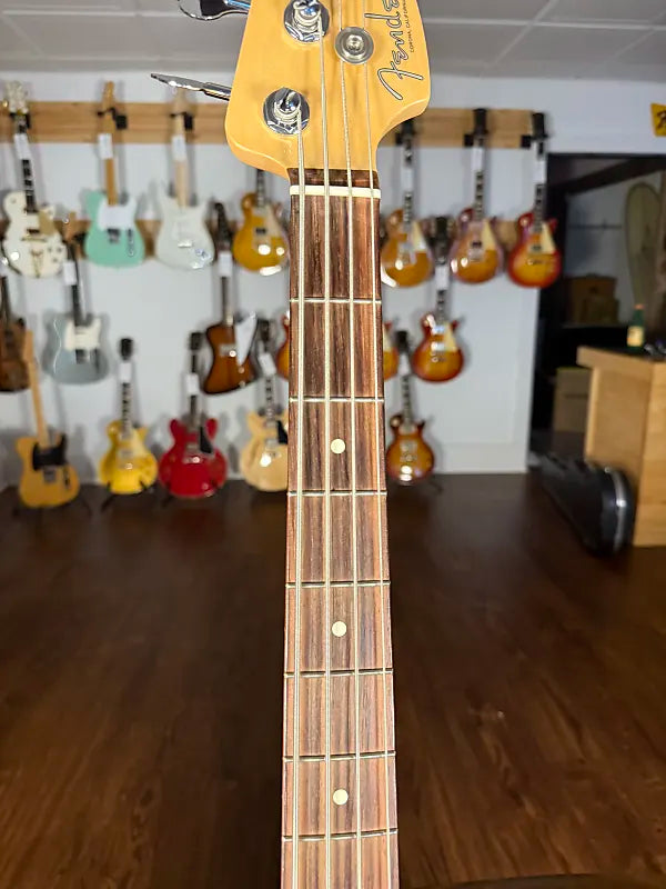 2018 Fender American Professional Precision Bass - 3 Tone Sunburst - OHSC